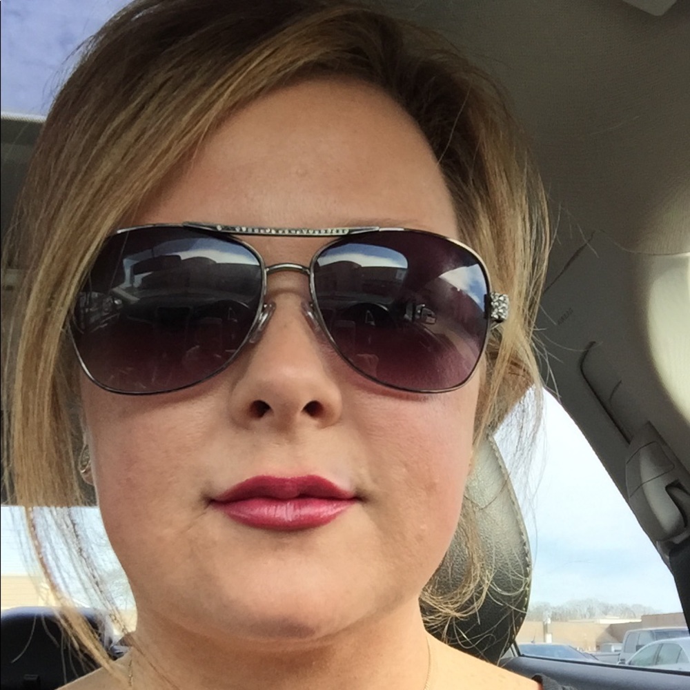 Meet your Posher, Donna